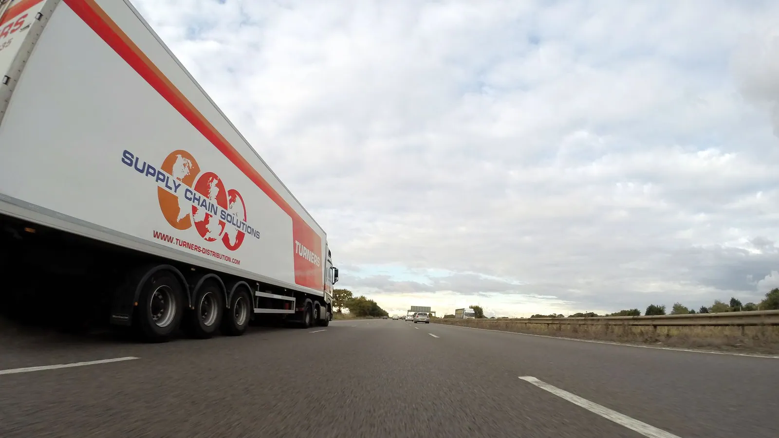 Dry Van Transportation — photographic freight example